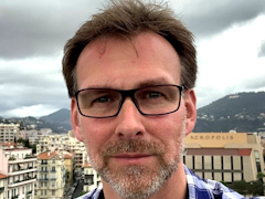 Professor Niels Peek