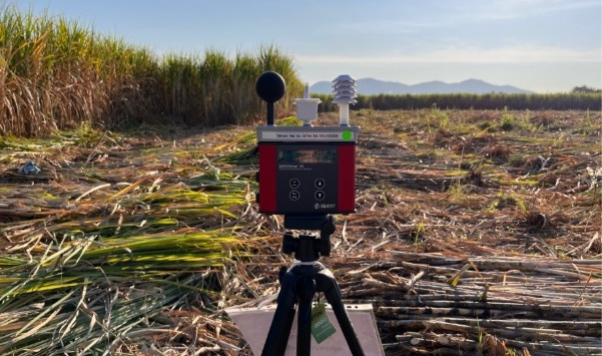 Equipment for monitoring heat conditions in the field.