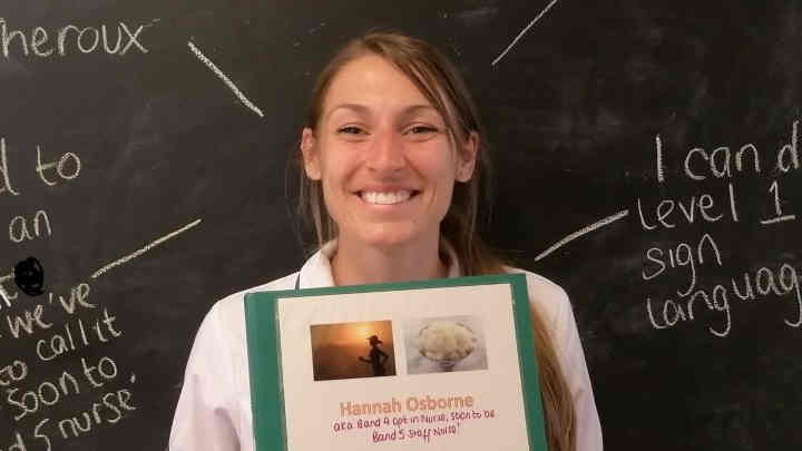 Hannah Osborne, BNurs Mental Health Nursing graduate.